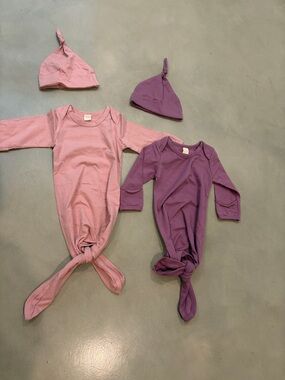 Soft Knot Baby Gown and Hat Set - Pink and Purple